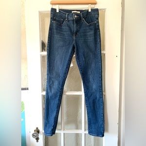 Levi’s Women’s Jeans- 311 Shaping Skinny- Size 29